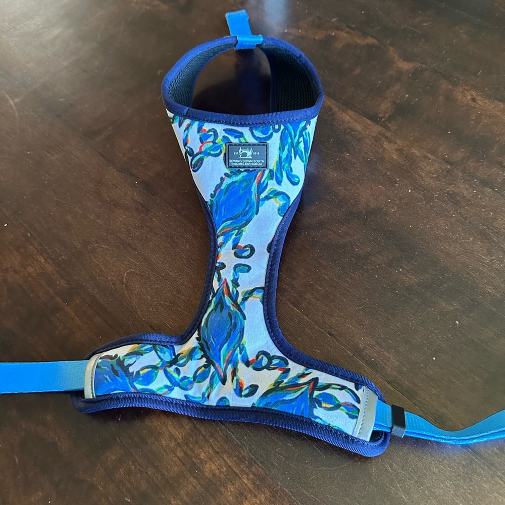 Sewing Down South Blue Crab dog harness